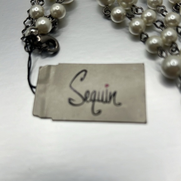 Necklace Sequin NWT retail $146 - Picture 7 of 9